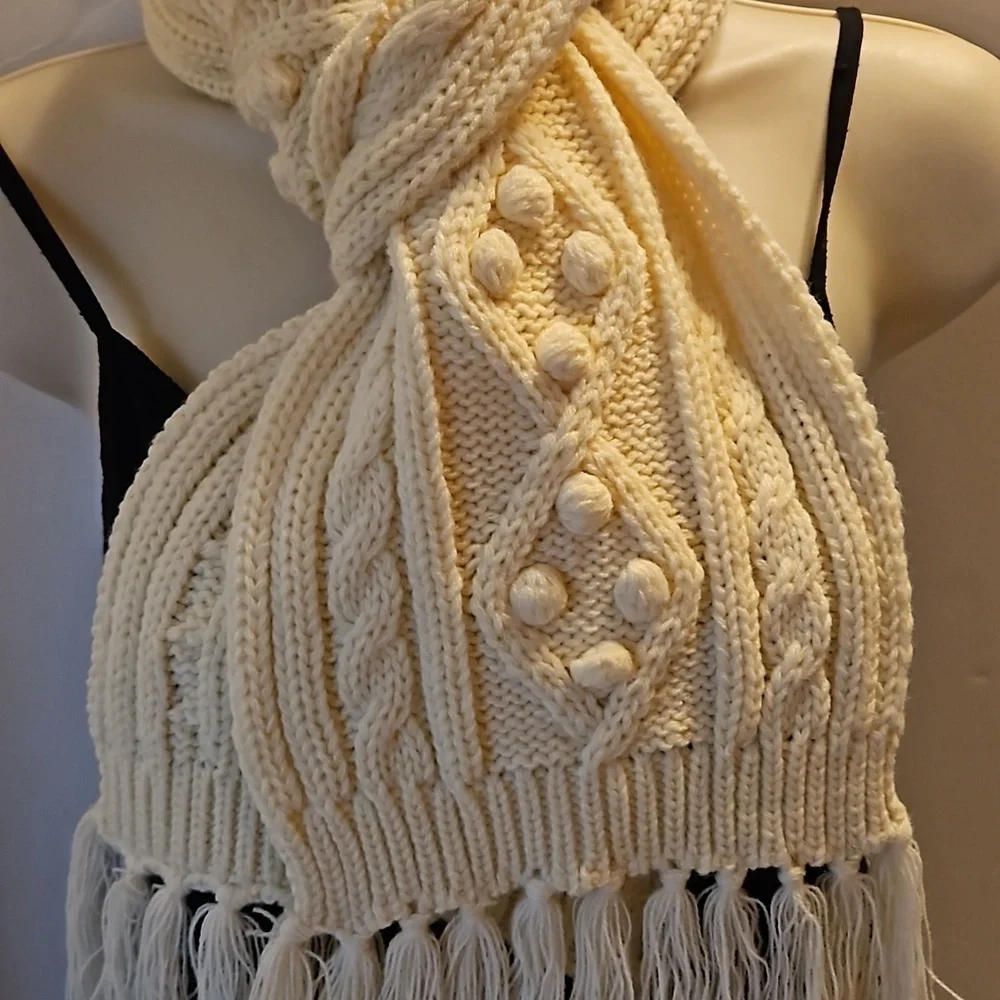 Handmade Chunky Knit Scarf Cream Fringe Winter Cable Knitted Upcycled Yarn 60